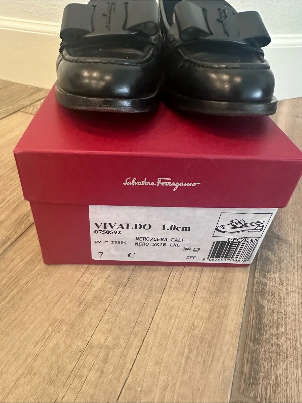 Salvatore Ferragamo Vivaldo Black Leather Bow Loafers